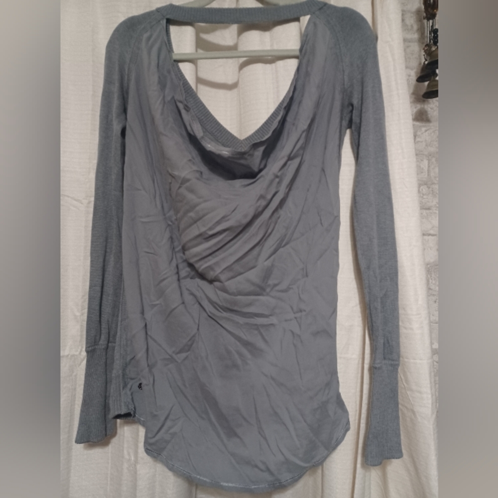 Sweater - Picture 2 of 2